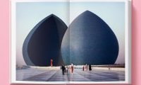 National Geographic : Around the World in 125 Years